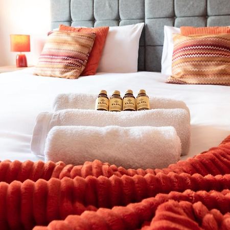 Best Price! 2 Bed City Centre - 4 Single Beds Or 2 Super King, Smart Tvs, Sofa Bed & Free Secure Parking Southampton Exteriör bild