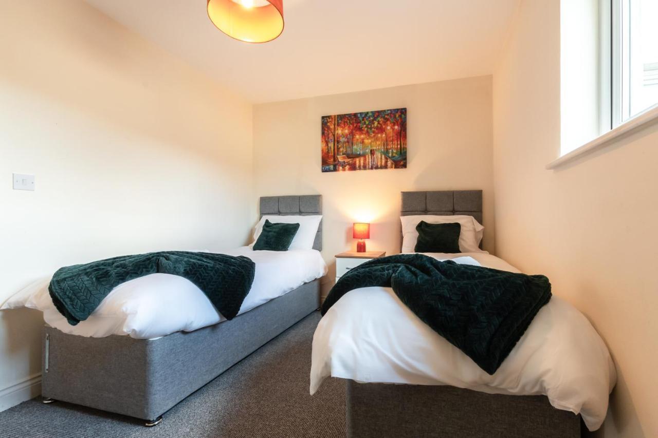 Best Price! 2 Bed City Centre - 4 Single Beds Or 2 Super King, Smart Tvs, Sofa Bed & Free Secure Parking Southampton Exteriör bild