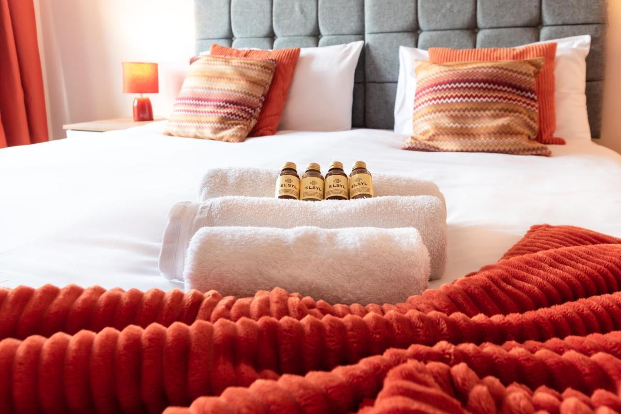 Best Price! 2 Bed City Centre - 4 Single Beds Or 2 Super King, Smart Tvs, Sofa Bed & Free Secure Parking Southampton Exteriör bild